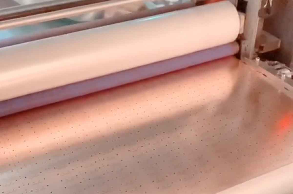 普通壓膜機(jī)裝干膜：從細(xì)節(jié)到完成，精工細(xì)作的工藝之旅，真空壓膜機(jī)操作方法  第1張