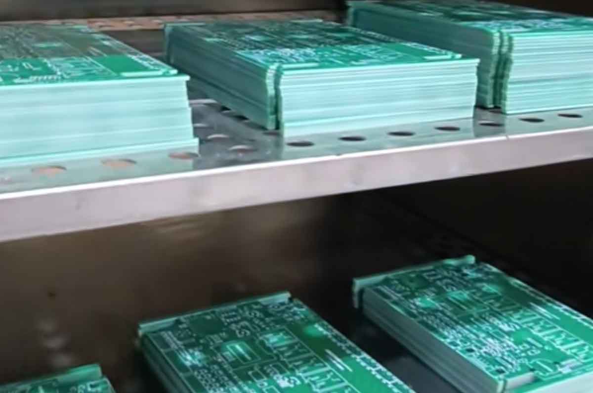 PCB烘烤：是否必要取決于材質(zhì)、工藝與產(chǎn)品特性，真空壓膜技術(shù)  第1張