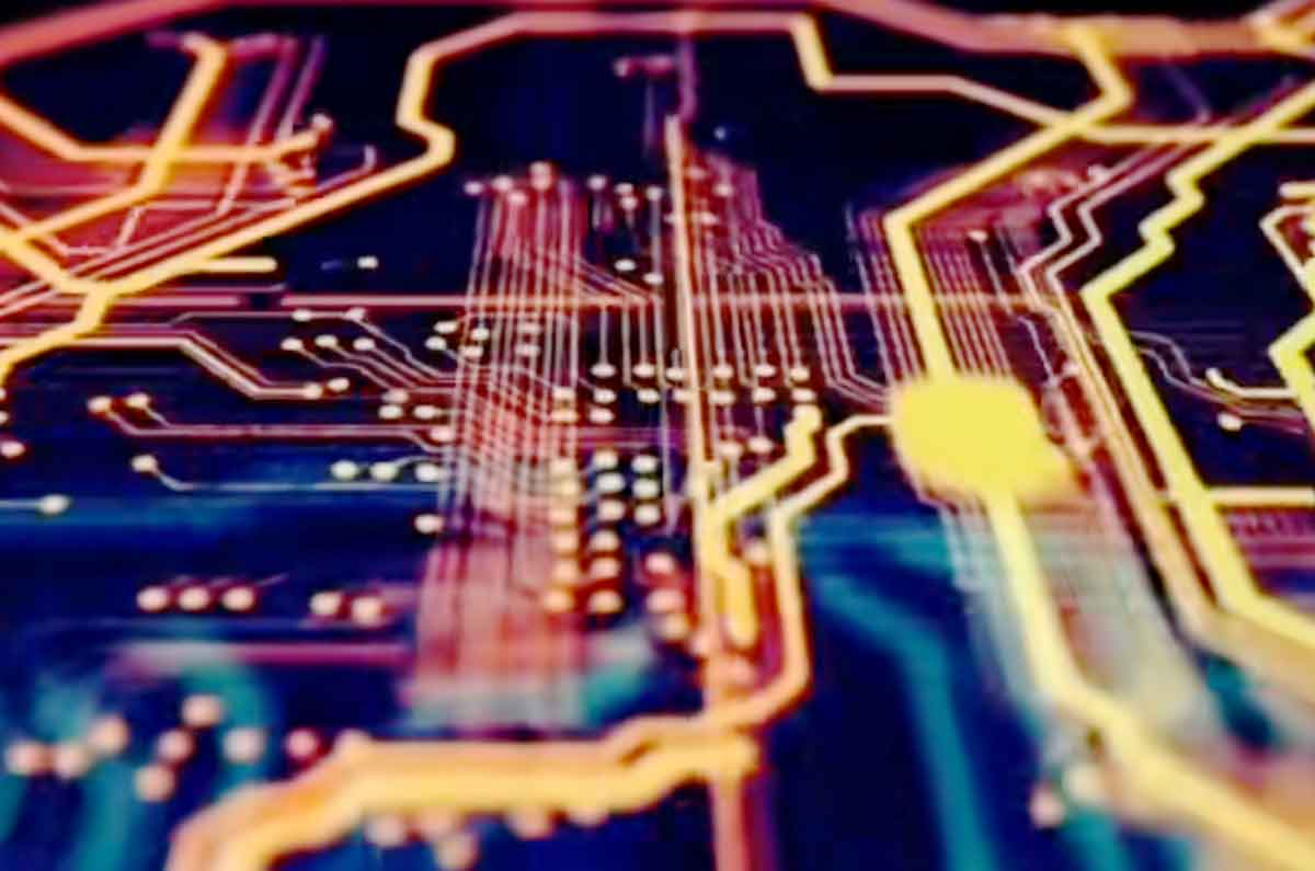 PCB大廠盈利回暖，但市場(chǎng)整體壓力猶存  第1張